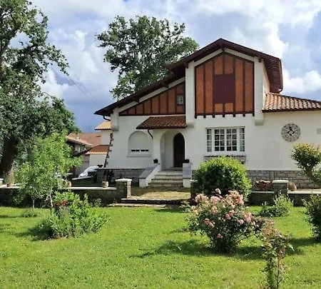 Appartement Indépendant Avec Jardin Partagé, Proche Des Plages De Biarritz